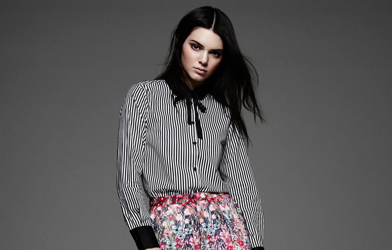 Photo wallpaper girl, model, blouse, Kendall Jenner