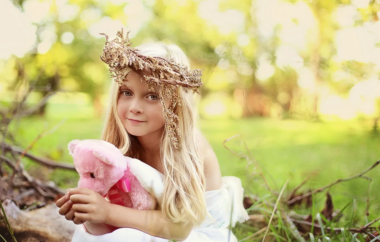 Photo wallpaper mood, toy, girl