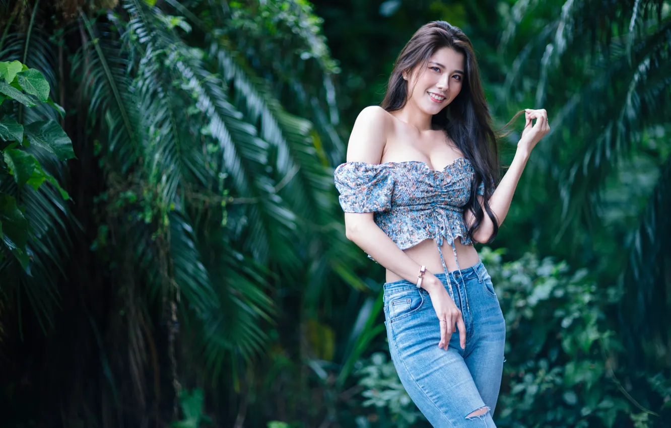 Photo wallpaper girl, pose, smile, jeans, figure, Asian