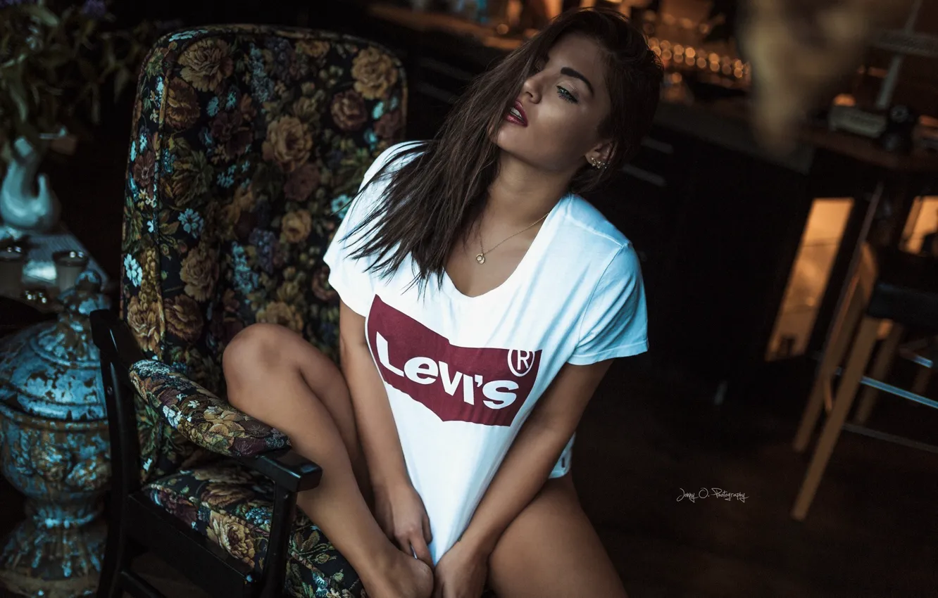 Photo wallpaper pose, model, portrait, makeup, Mike, brunette, hairstyle, legs