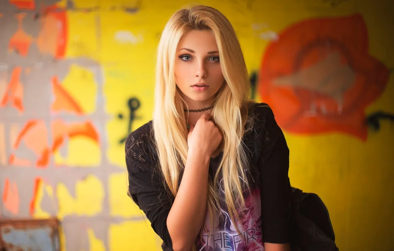 Photo wallpaper girl, hair, look, blonde, Youth