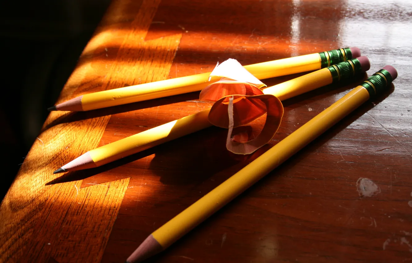 Photo wallpaper yellow, table, pencils