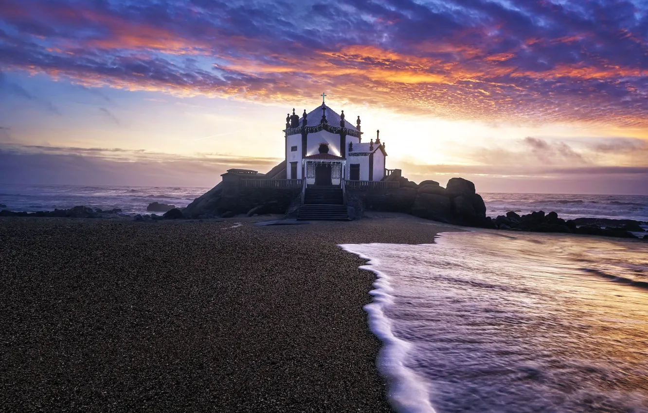 Photo wallpaper sea, Portugal, The chapel of senhor da Pedra