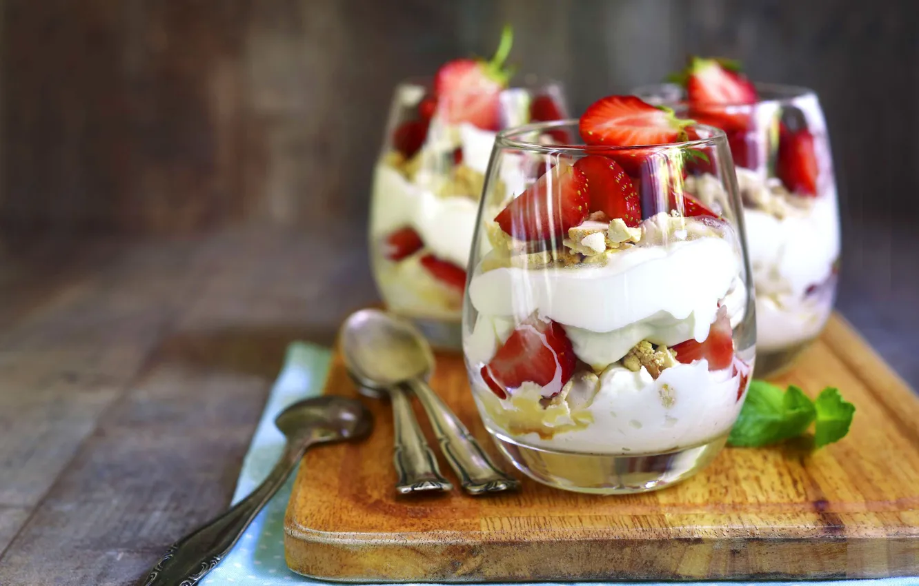 Photo wallpaper berries, glasses, strawberry, dessert, sour cream