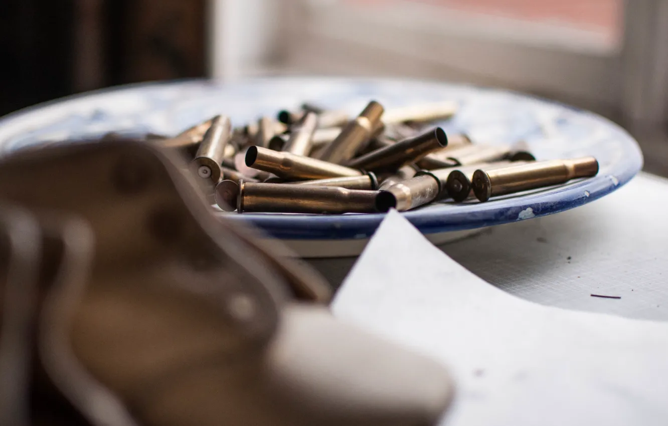 Photo wallpaper background, plate, cartridges