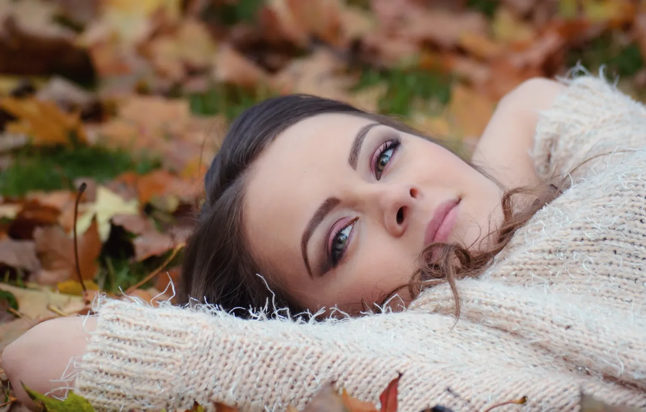 Photo wallpaper autumn, leaves, girl, makeup, brunette, hairstyle, cute, nature
