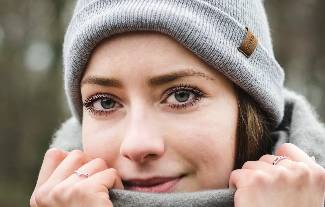 Photo wallpaper eyes, look, face, eyelashes, hat, ring