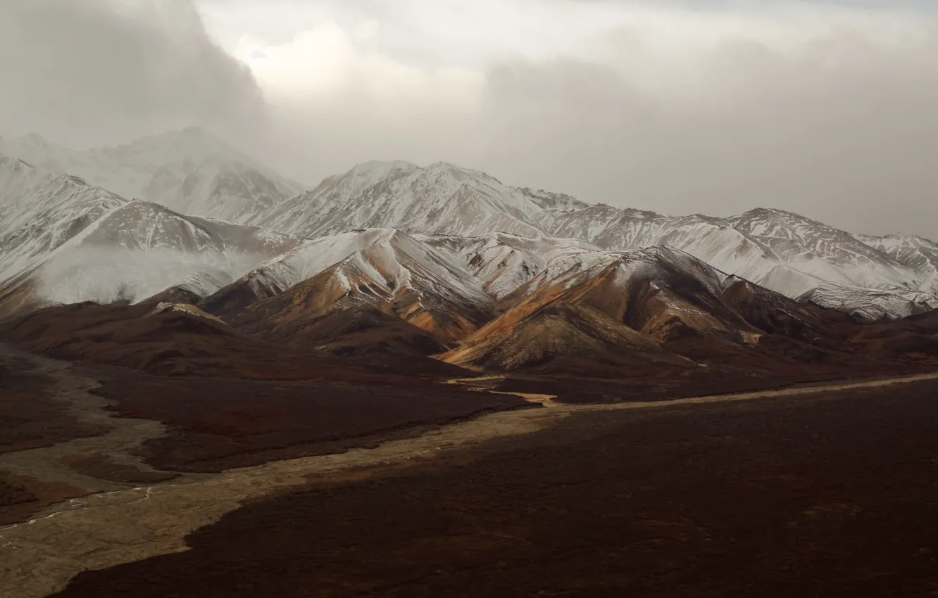 Photo wallpaper river, mountains, cloudy