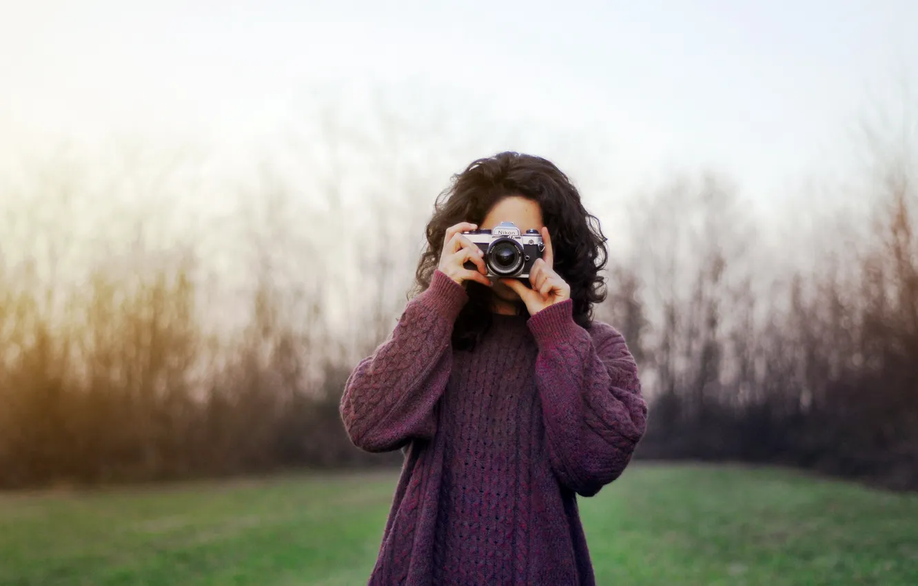 Photo wallpaper girl, camera, the camera, relieves