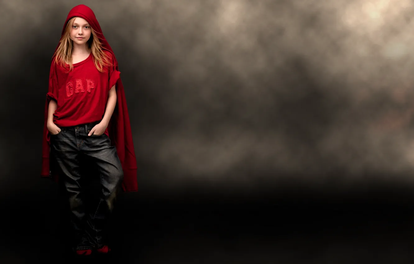 Photo wallpaper look, girl, smile, background, actress, twilight, twilight, Dakota Fanning