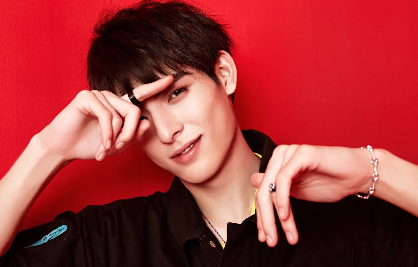 Photo wallpaper look, hand, guy, actor, red background, grin, chinese actor, Wang Haoxuan