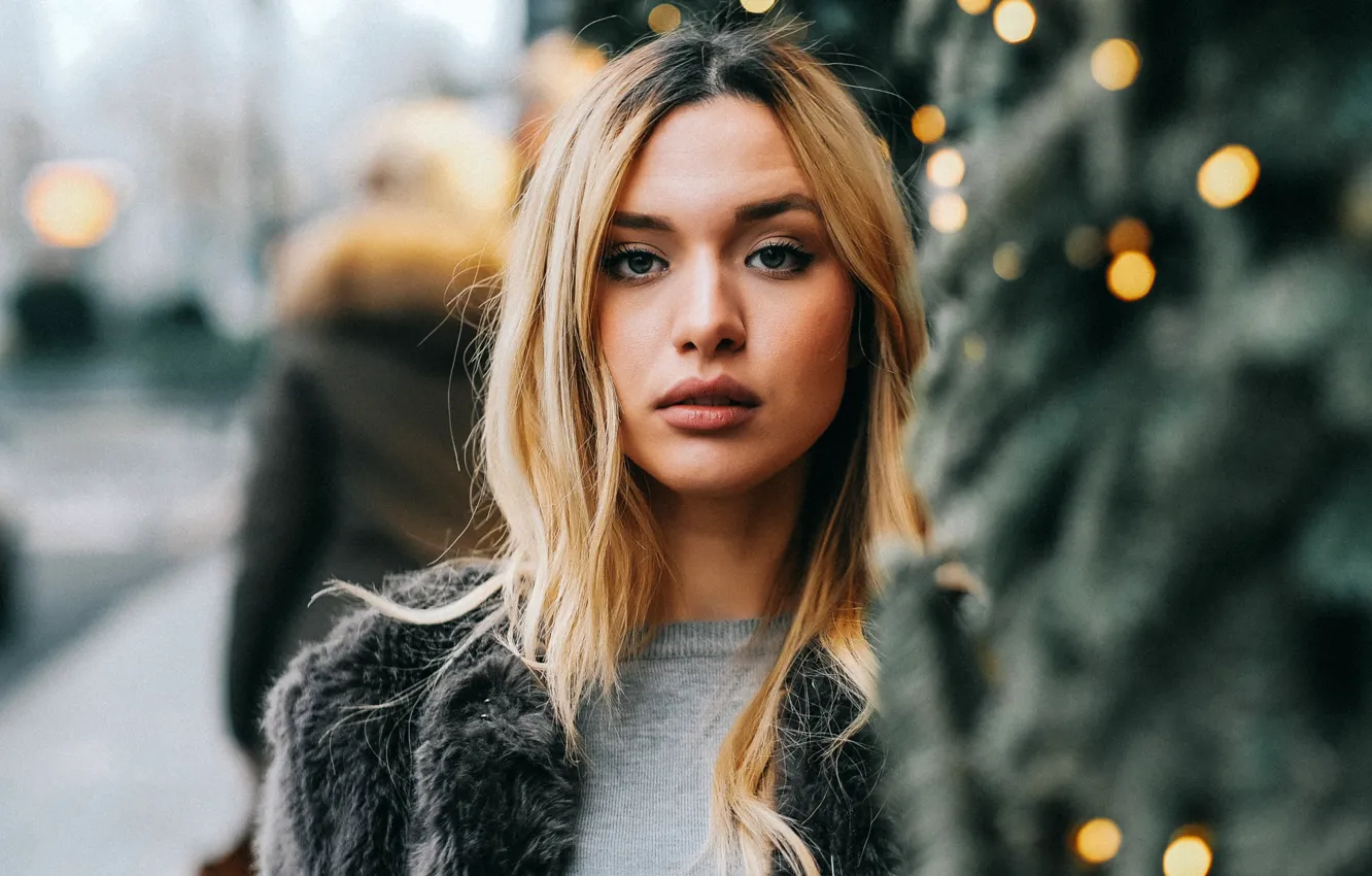 Photo wallpaper look, lights, glare, background, street, model, portrait, makeup