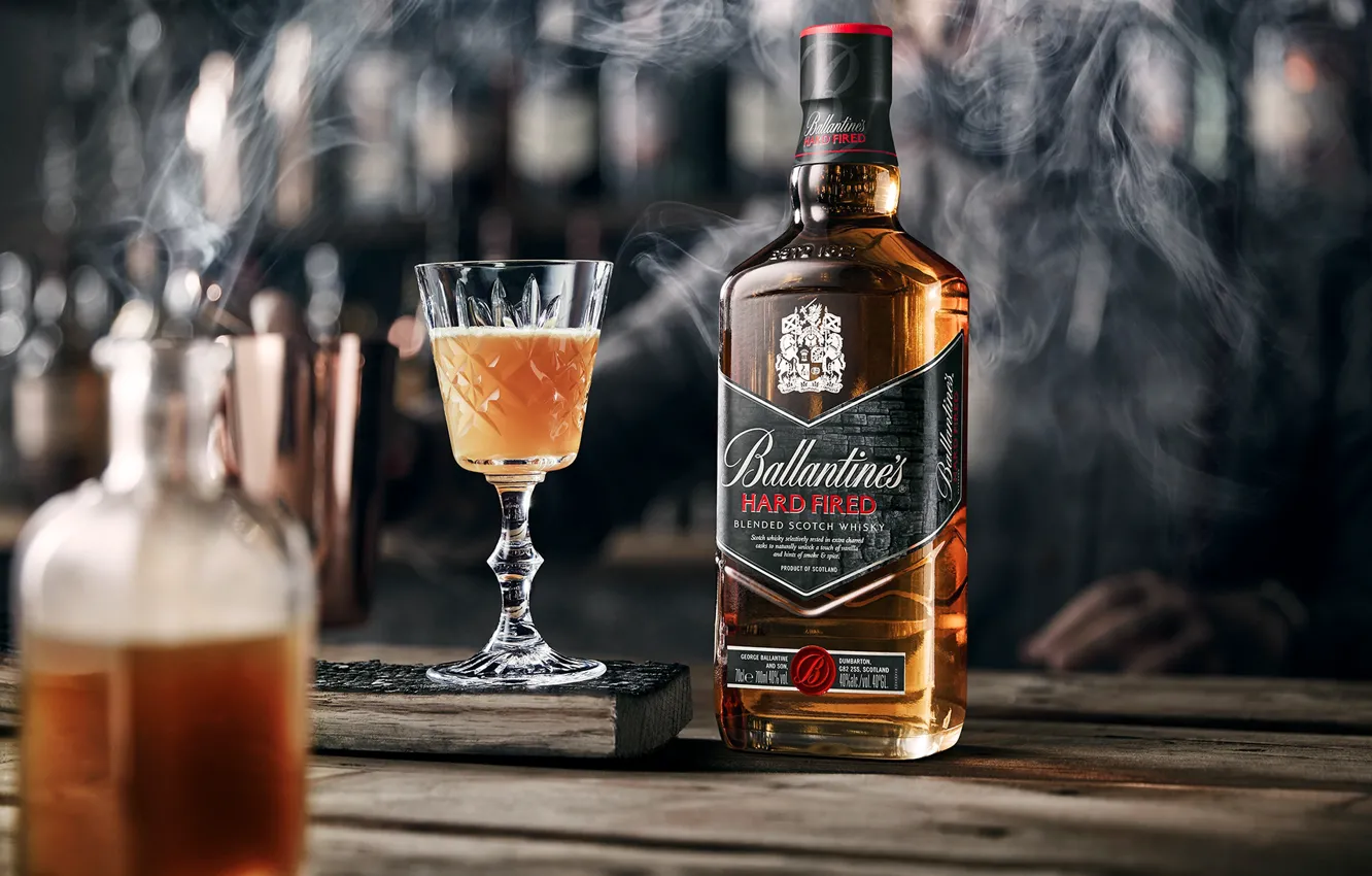 Photo wallpaper smoke, glass, alcohol, drink, whiskey, whiskey, smoke, Ballantine's
