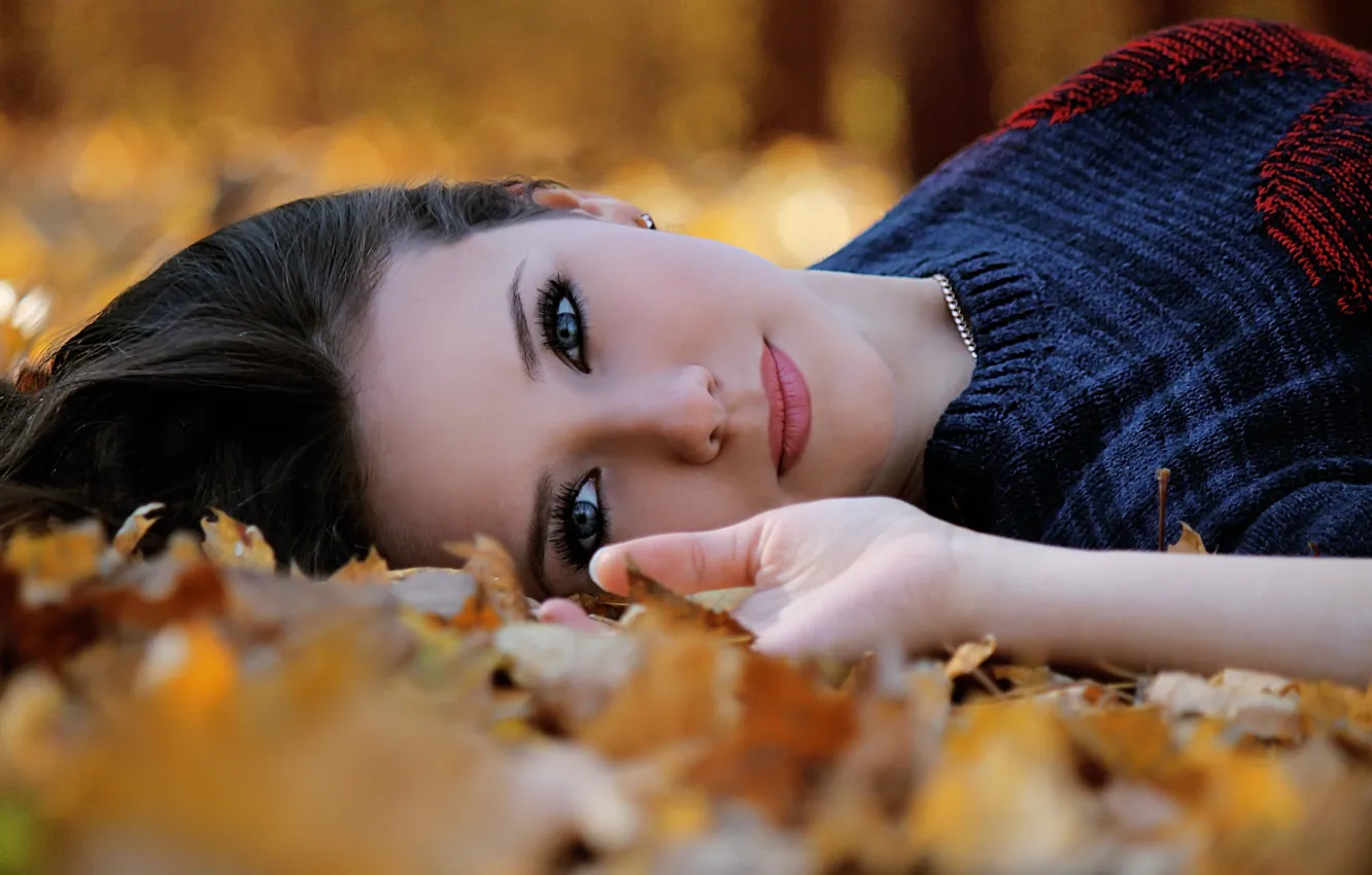 Photo wallpaper autumn, look, girl, foliage, brunette, lies