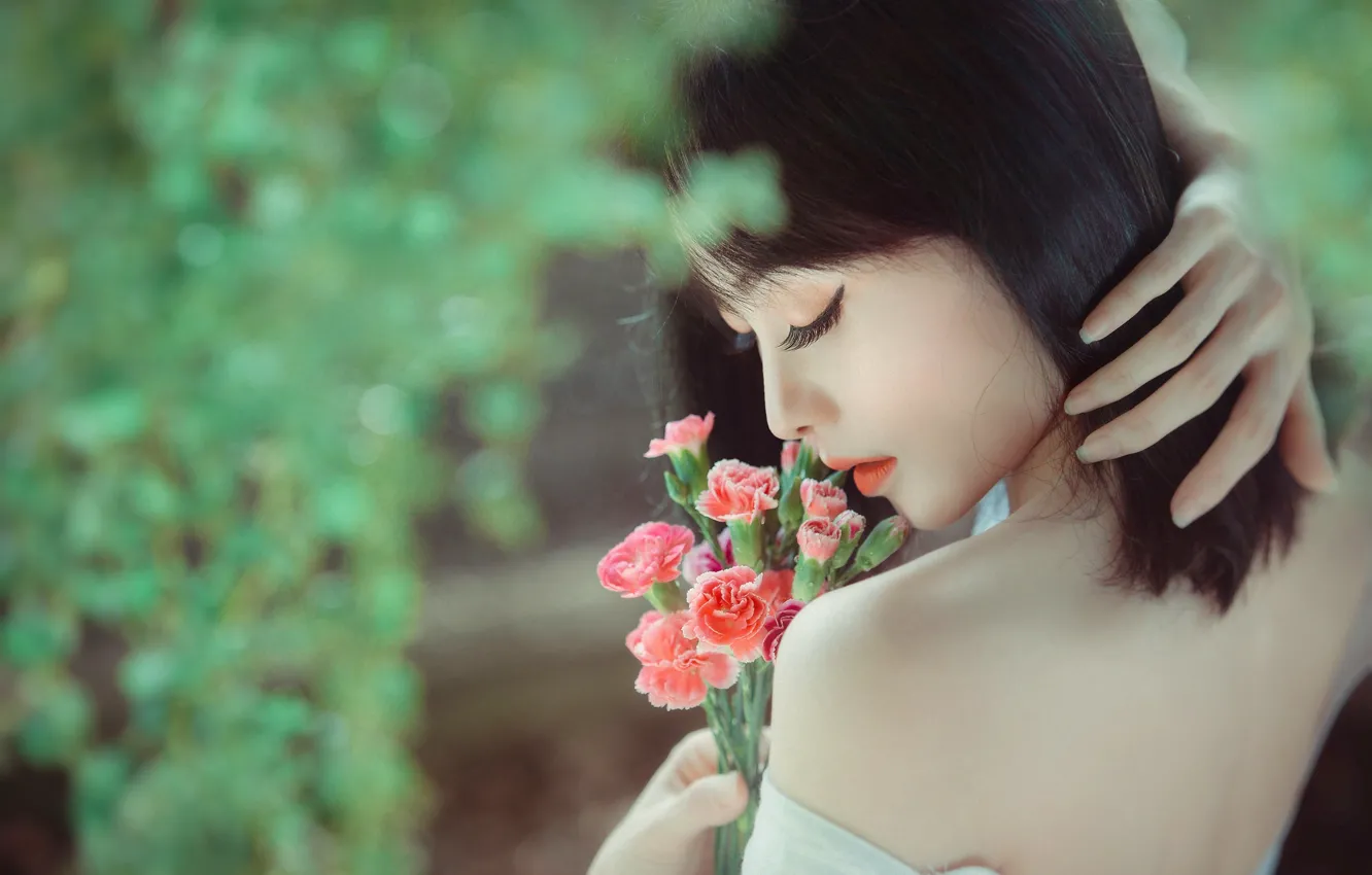 Photo wallpaper girl, flowers, face, portrait, bouquet, Asian, closed eyes