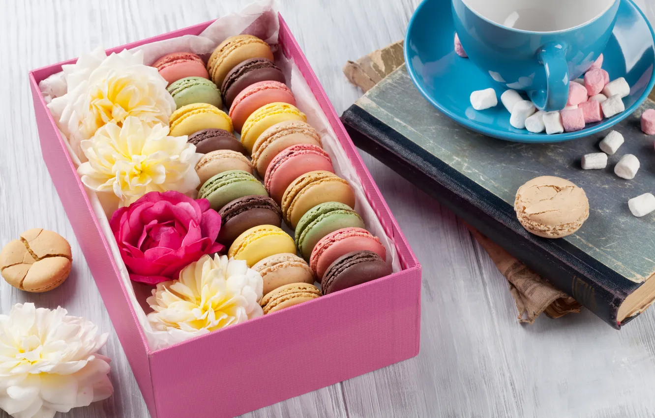 Photo wallpaper flowers, gift, colorful, wood, pink, flowers, coffee cup, macarons