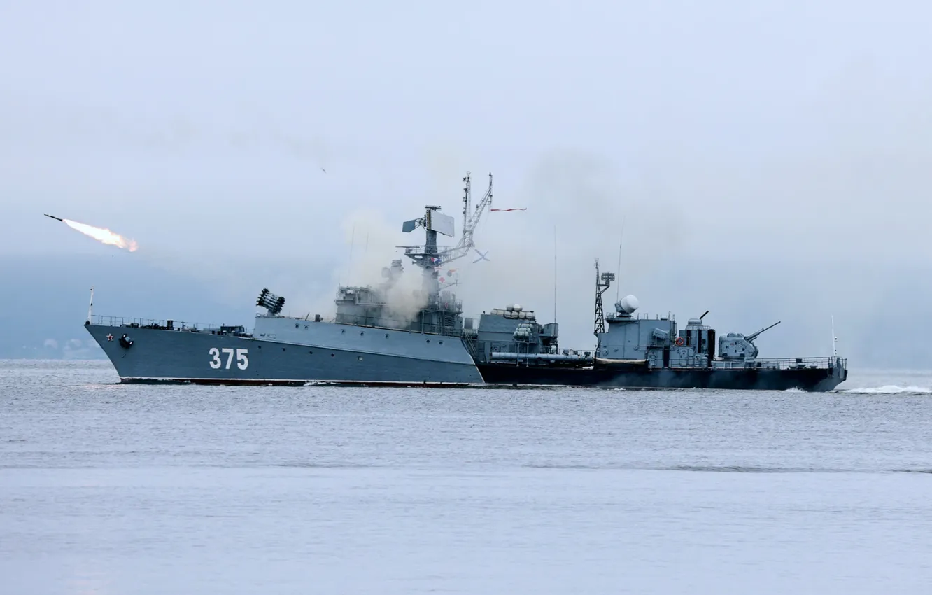 Photo wallpaper small anti-submarine ship, project 1124m, MPK-82