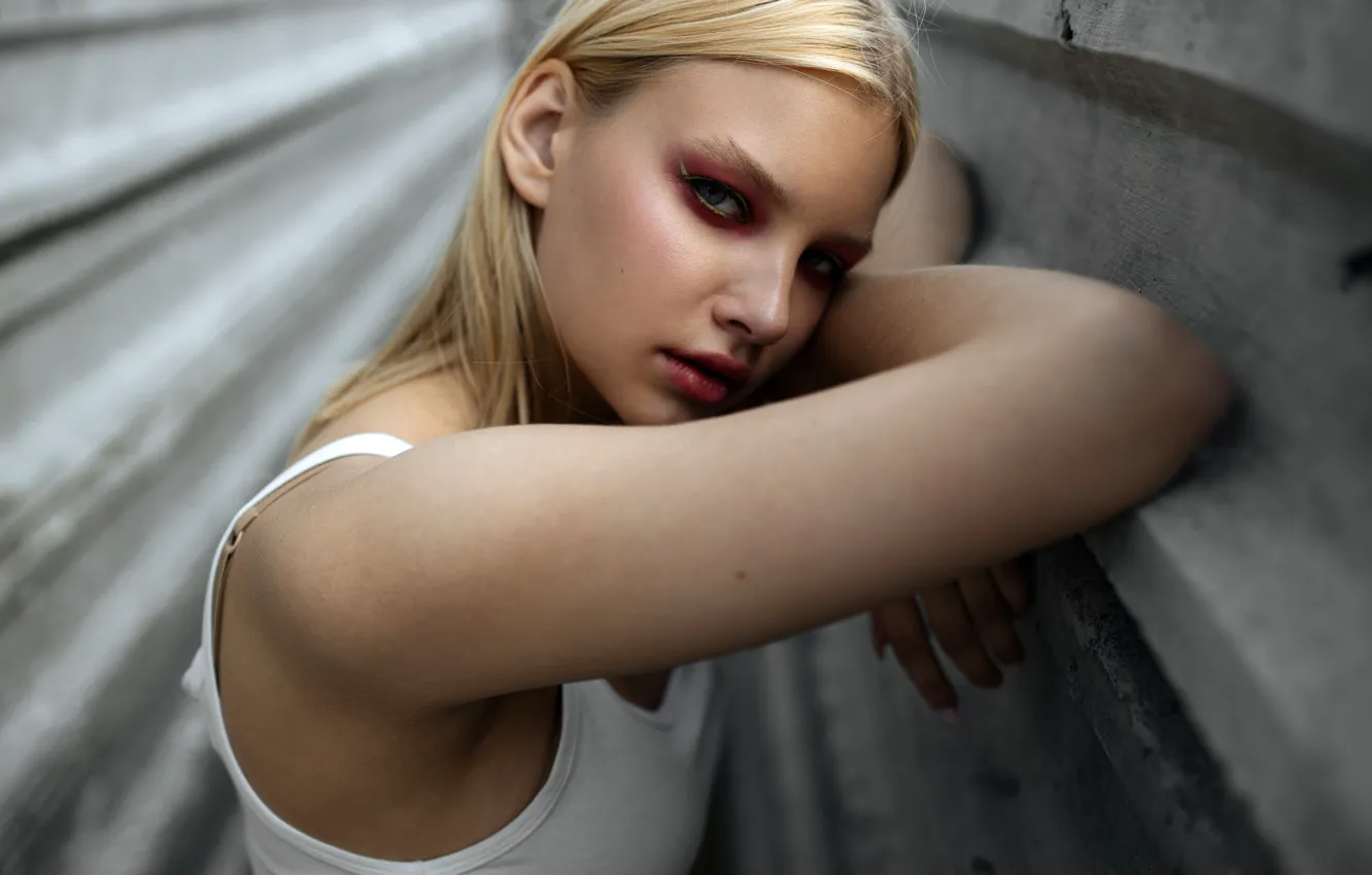 Photo wallpaper look, pose, model, portrait, makeup, Mike, hairstyle, blonde