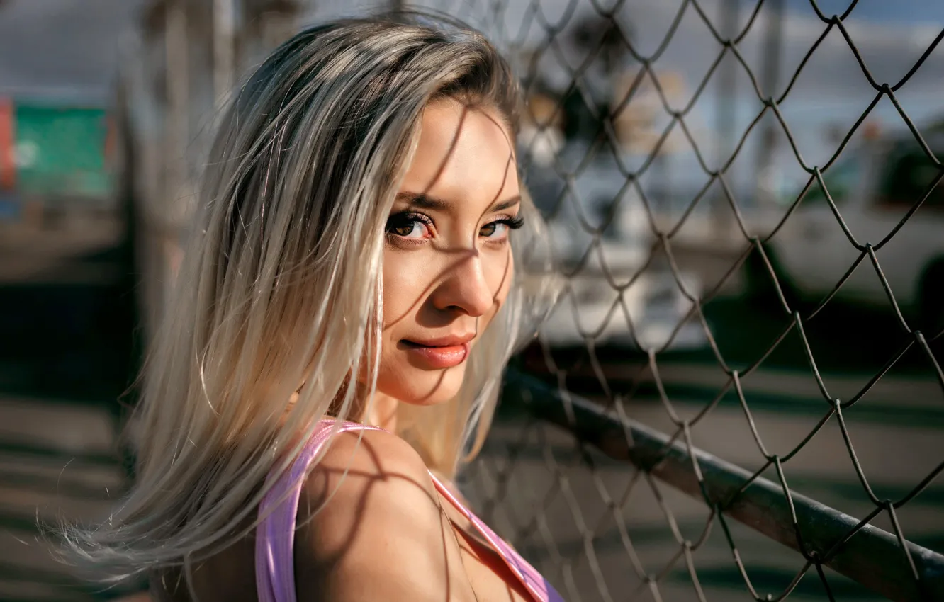 Photo wallpaper look, the sun, smile, model, the fence, portrait, makeup, the fence