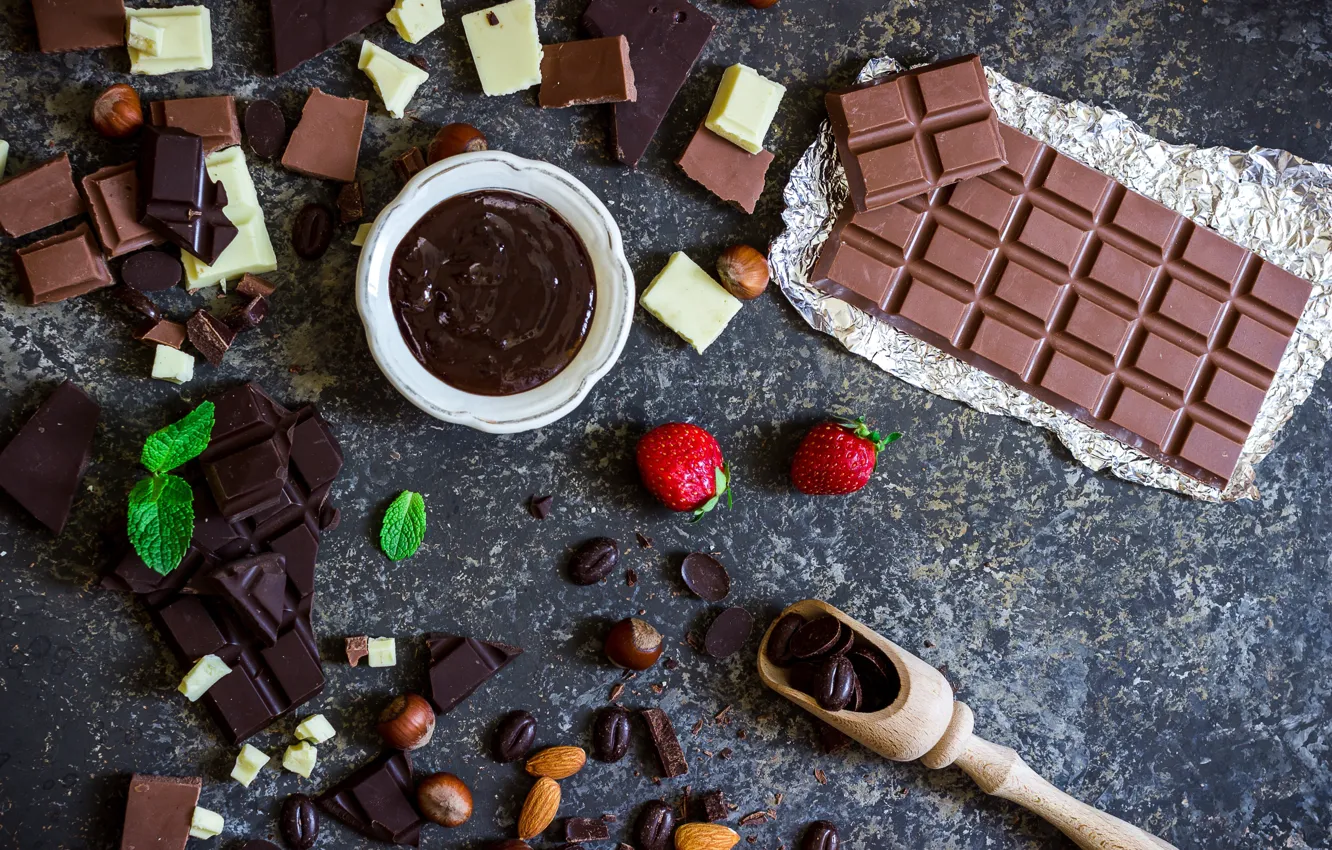 Photo wallpaper chocolate, strawberry, almonds