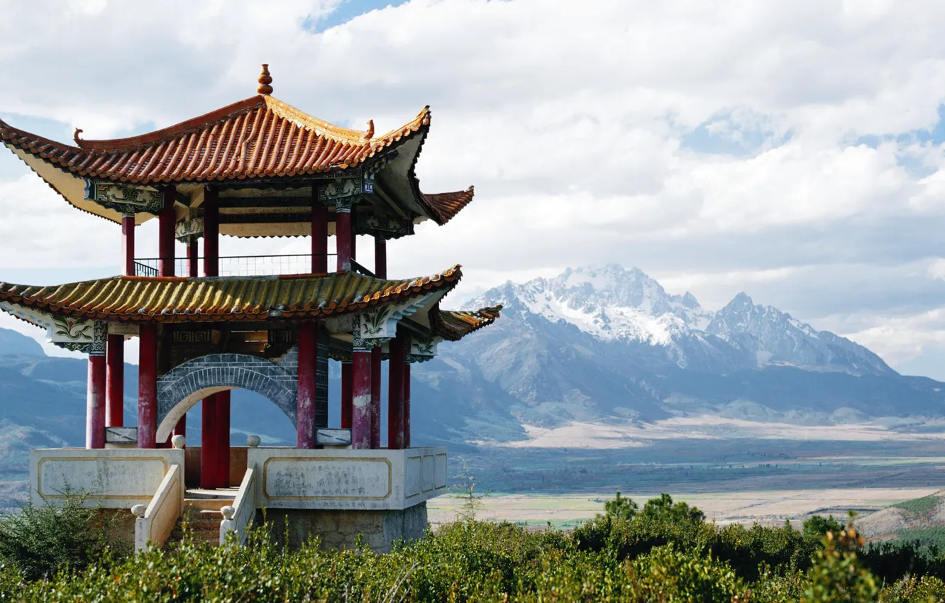 Photo wallpaper China, pagoda, snowy mountains