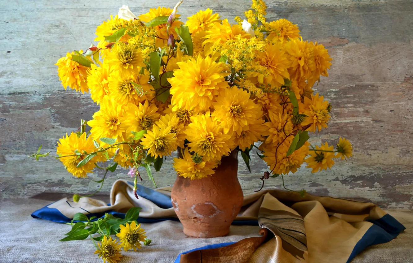 Photo wallpaper autumn, yellow, bouquet, pitcher, rudbeckia