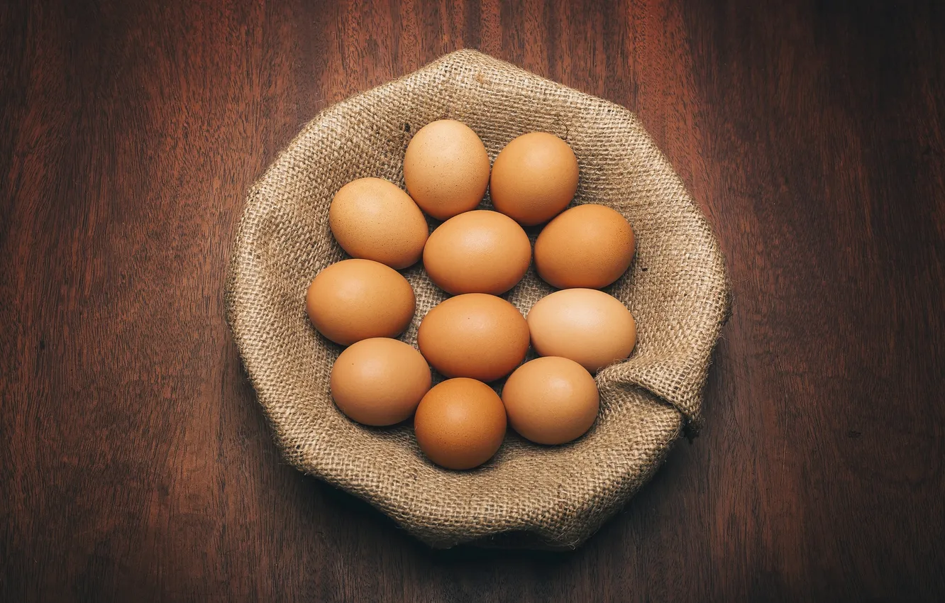 Photo wallpaper eggs, burlap, chicken eggs
