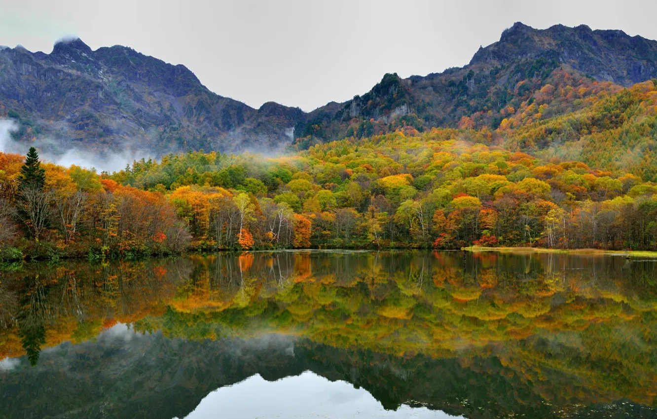 Photo wallpaper autumn, Japan, lake Kagamine