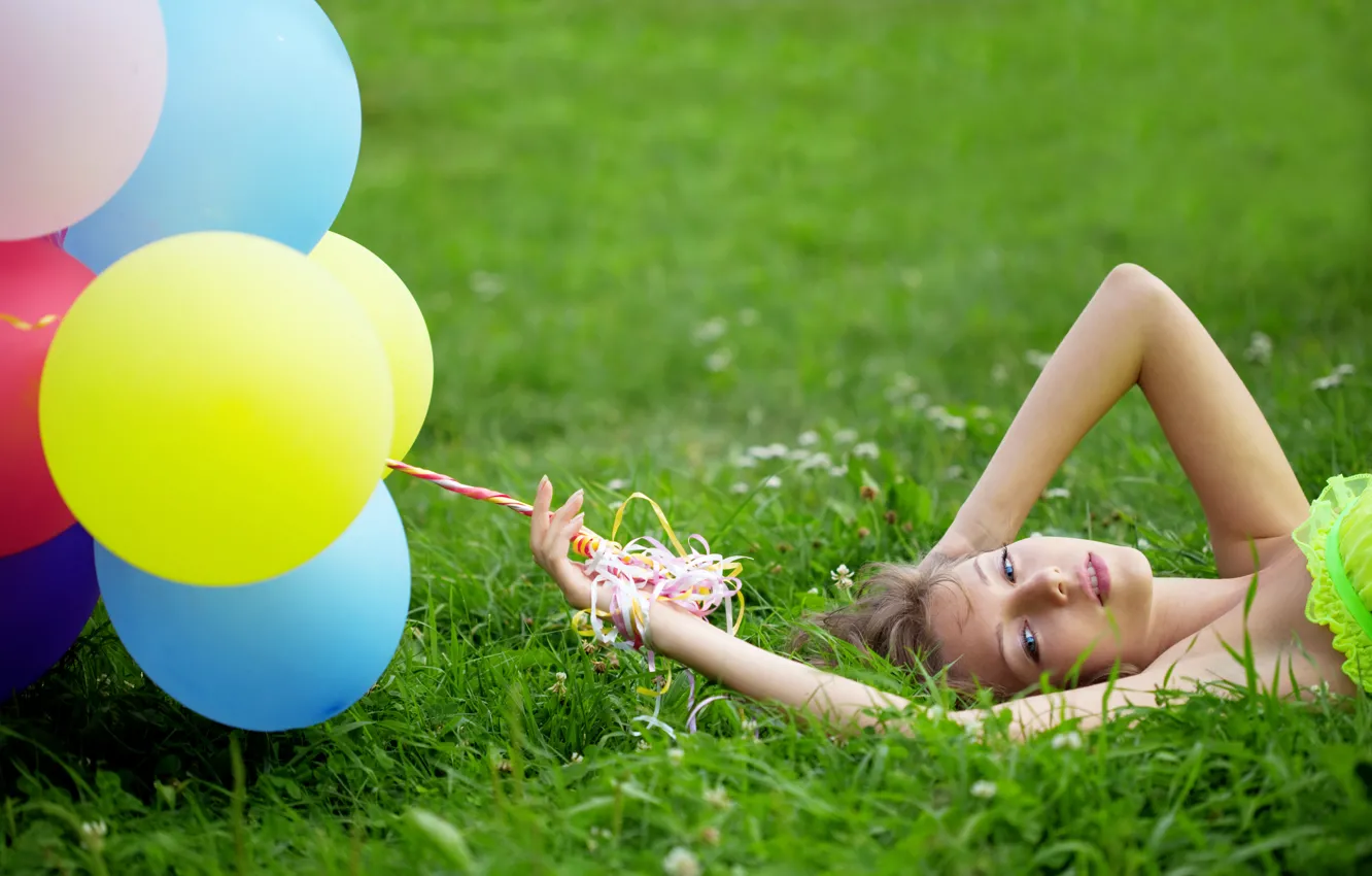 Photo wallpaper grass, girl, balloons, clover, brown hair, blue-eyed