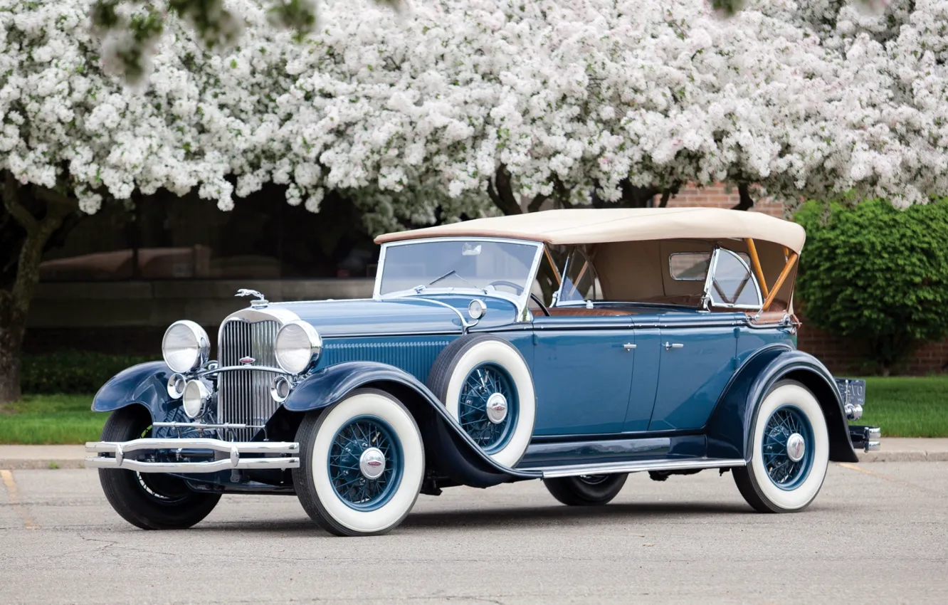 Photo wallpaper Lincoln, flowers, background, Sport, 1931, Lincoln, Phaeton, retro.the front