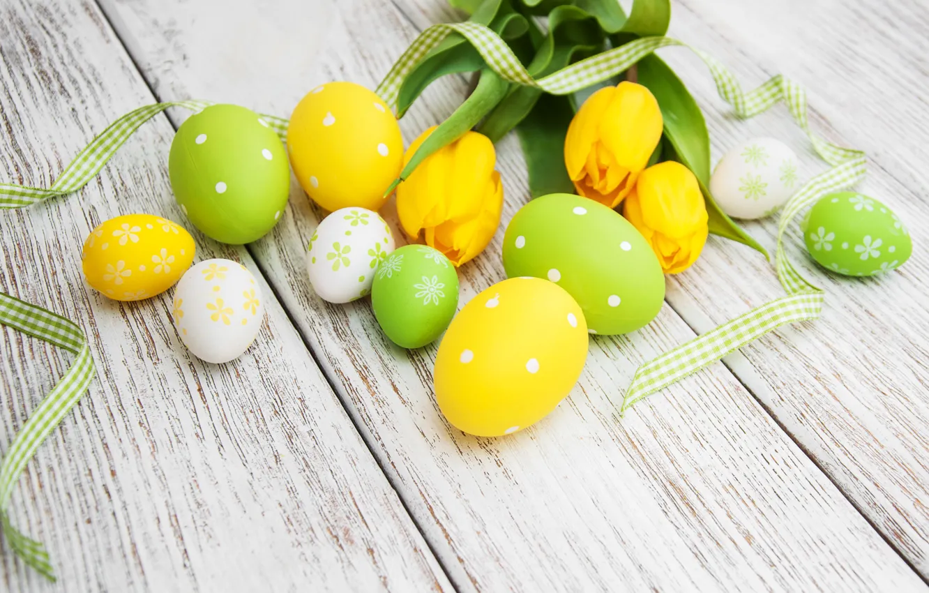 Photo wallpaper flowers, yellow, eggs, bouquet, colorful, Easter, tulips, yellow
