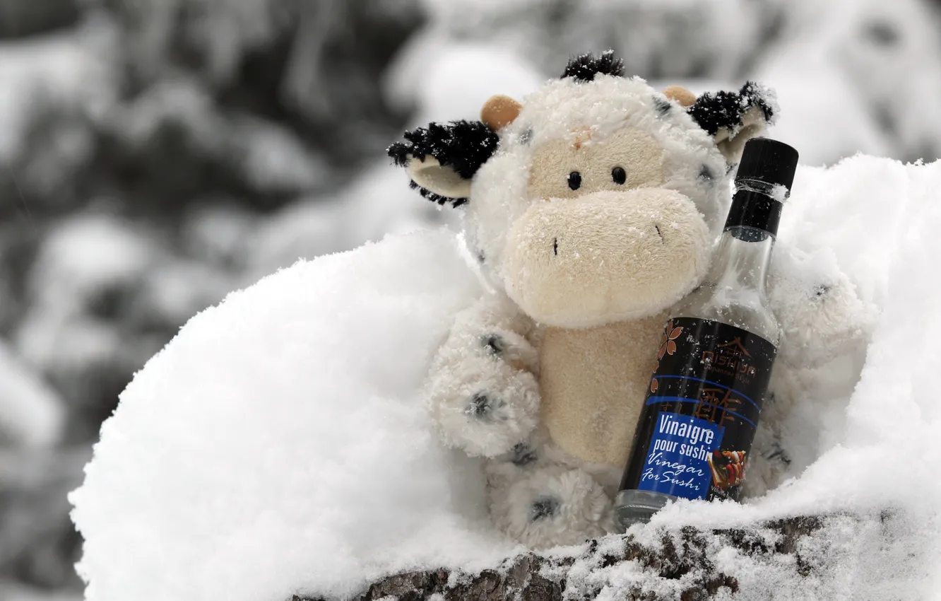 Photo wallpaper winter, white, snow, wine, toy, bottle, new year, cows