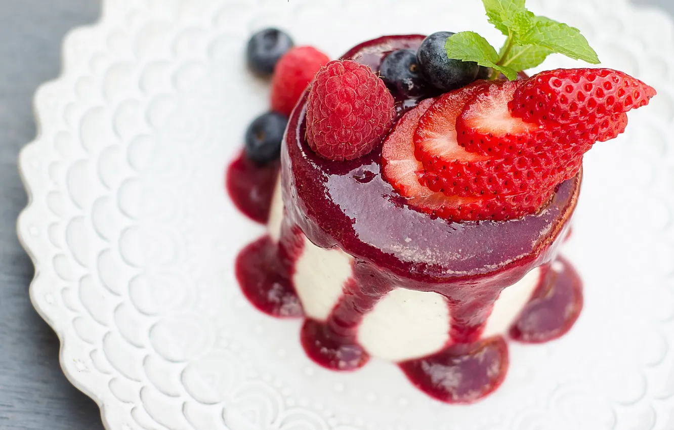 Photo wallpaper berries, raspberry, food, blueberries, strawberry, fruit, cream, dessert