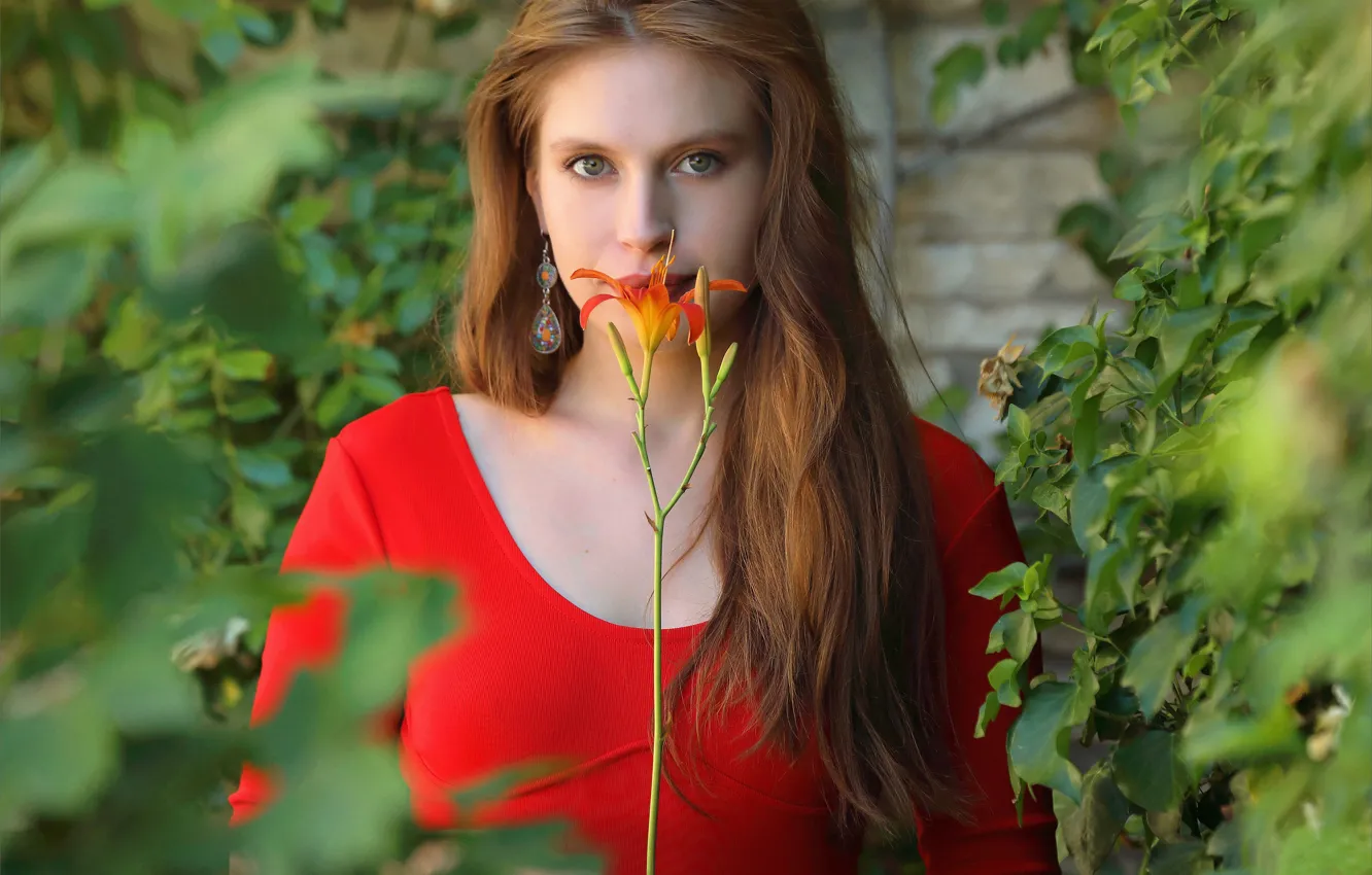 Photo wallpaper flower, hot girl, model, greenery, outside, sexy woman, photoshoot, posing