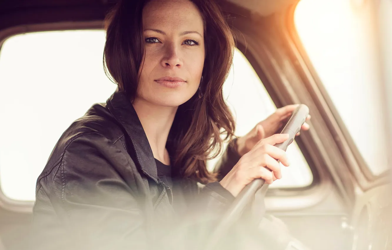 Photo wallpaper auto, portrait, brown-eyed, natural light, Renee