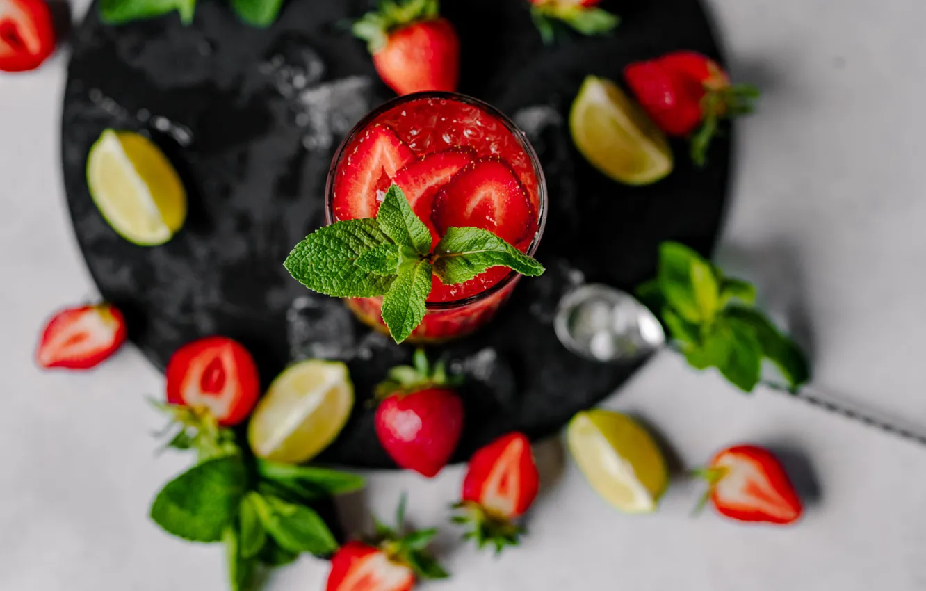Photo wallpaper glass, berries, strawberry, spoon, cocktail, lime, drink, mint