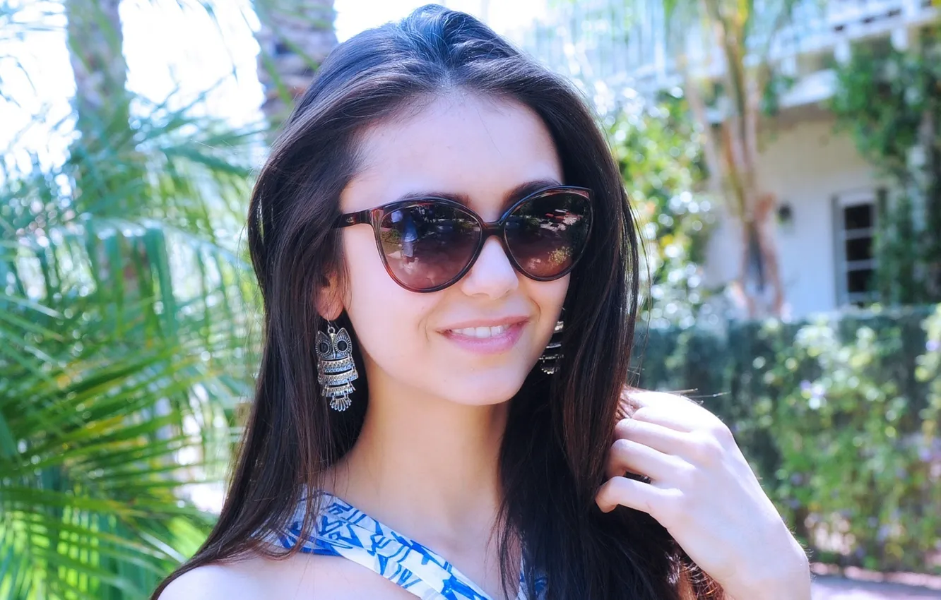 Photo wallpaper smile, owl, hair, beauty, earrings, glasses, Nina Dobrev, Nina Dobrev