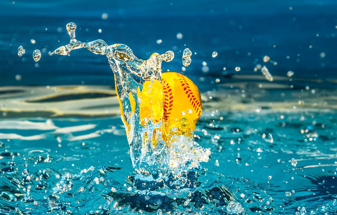 Photo wallpaper water, drops, the ball, splash, pool