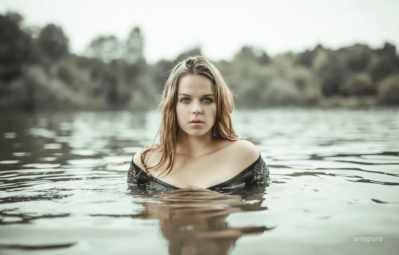 Photo wallpaper look, girl, river, model, portrait, wet, makeup, hairstyle