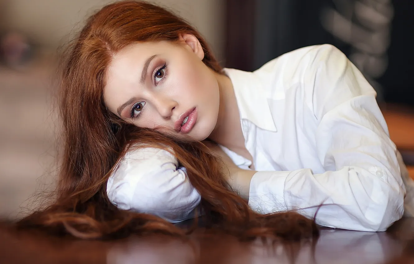 Wallpaper sponge brown eyed Alessandro Di Cicco Waiter for mobile