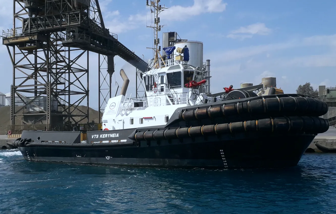 Photo wallpaper tug, port, sea, Cyprus, Terminal