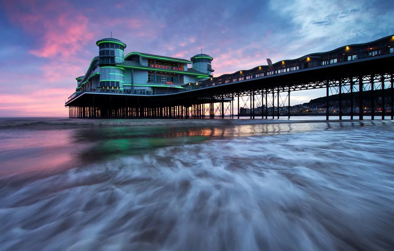 Photo wallpaper sea, the sky, clouds, shore, England, pierce, glow, Weston-super-Mare