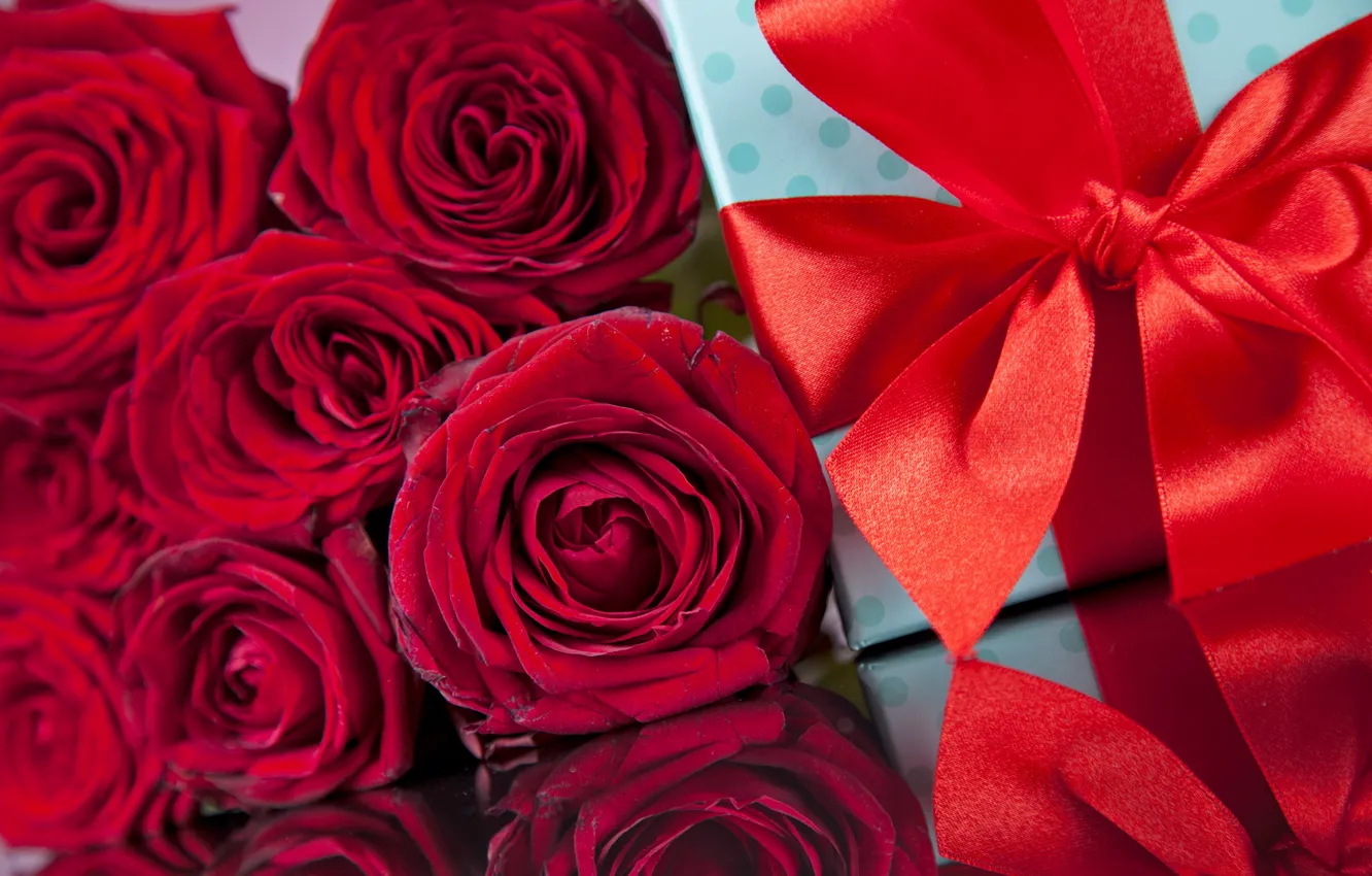 Photo wallpaper red, love, romantic, hearts, gift, roses, valentine`s day