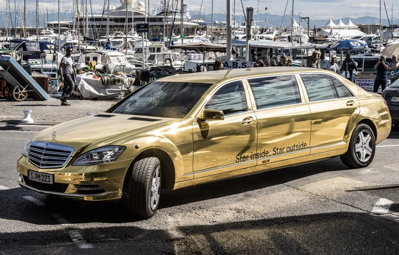 Photo wallpaper background, Mercedes-Benz, yachts, Mercedes, gold, the front, limousine, spec.version