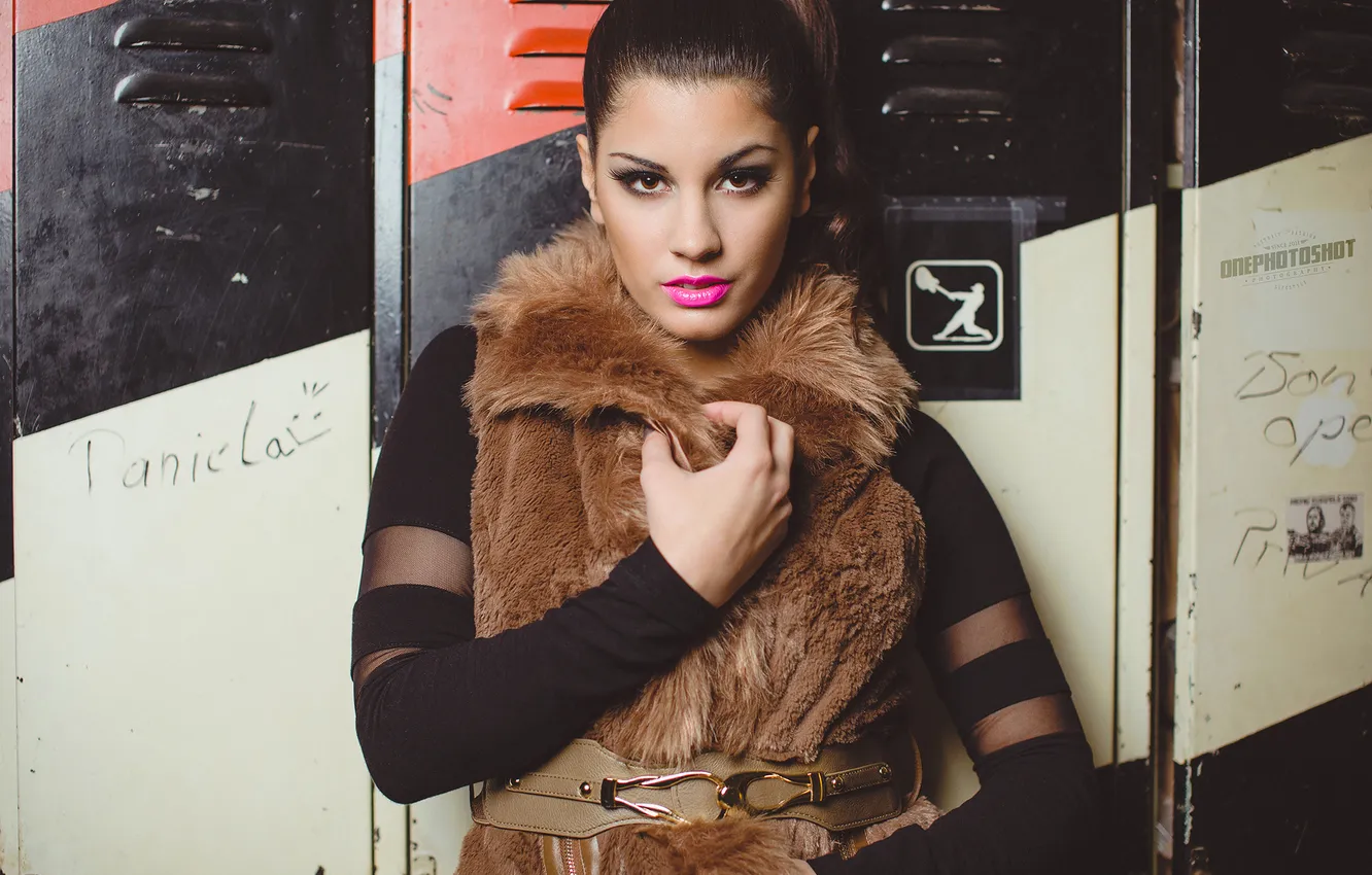 Photo wallpaper girl, photographer, fur, girl, strap, photography, photographer, Florian Seelmann