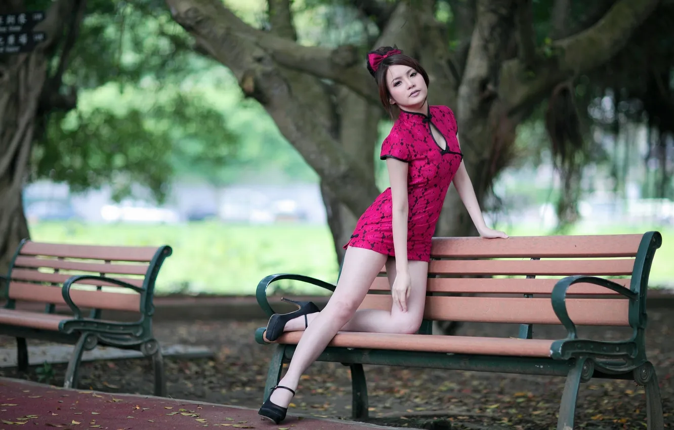 Photo wallpaper girl, trees, pose, model, makeup, shop, hairstyle, outfit