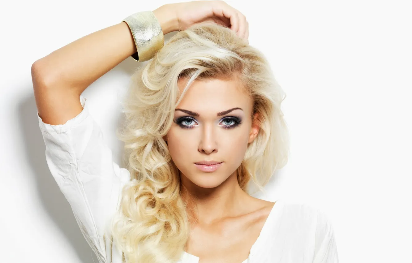 Photo wallpaper blue eyes, blonde, looking, make-up