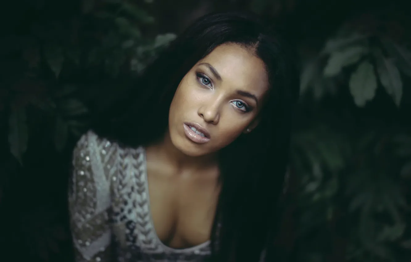 Photo wallpaper look, portrait, makeup, neckline