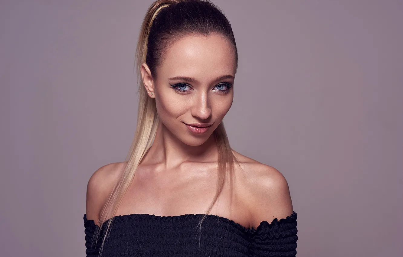 Photo wallpaper look, smile, background, model, portrait, makeup, hairstyle, ponytail