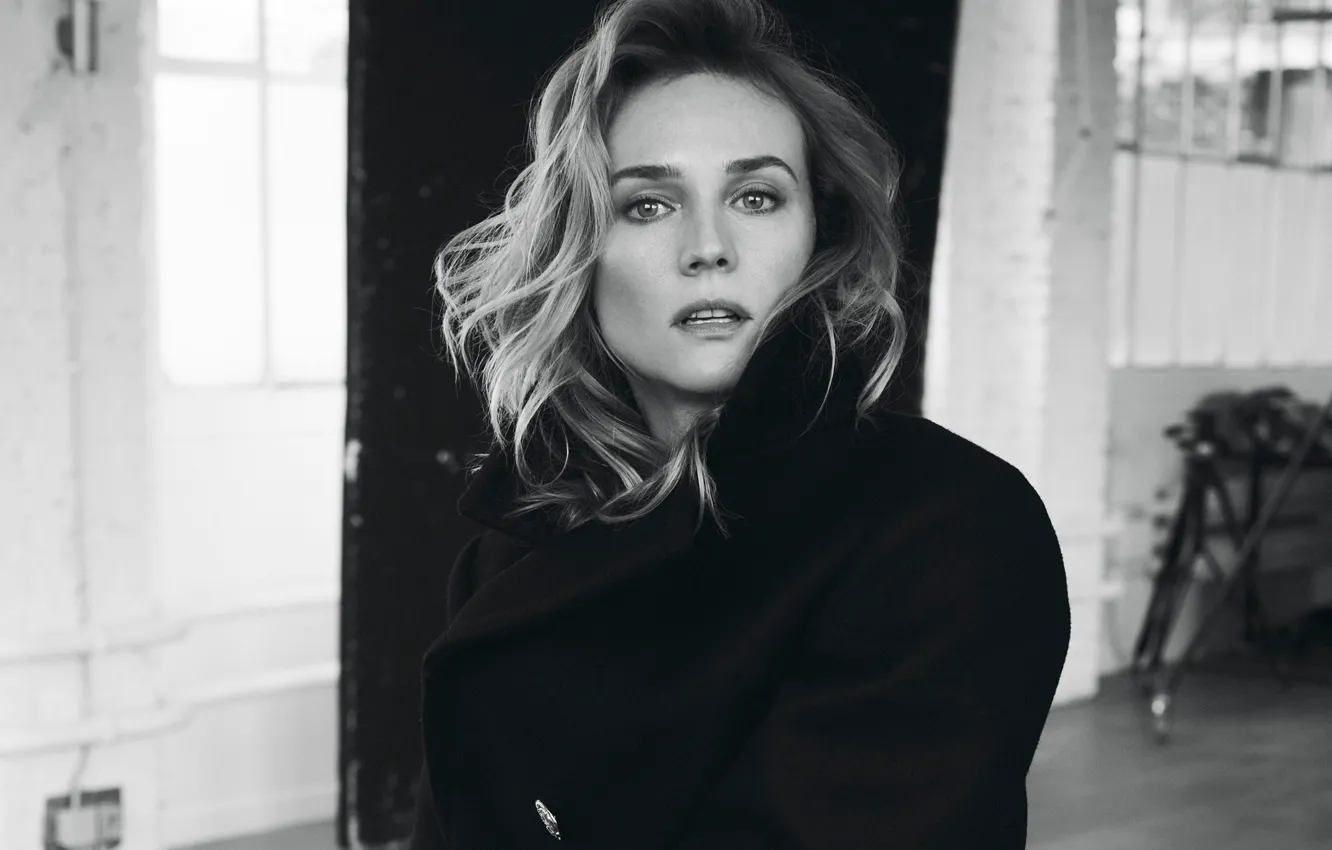 Photo wallpaper model, makeup, actress, hairstyle, black and white, coat, Diane Kruger, Diane Kruger